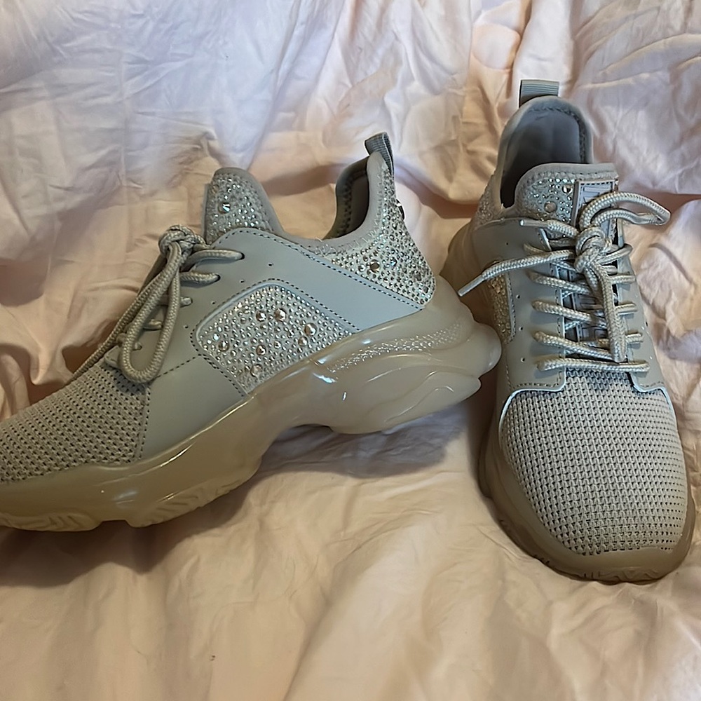 Steve Madden 7.5